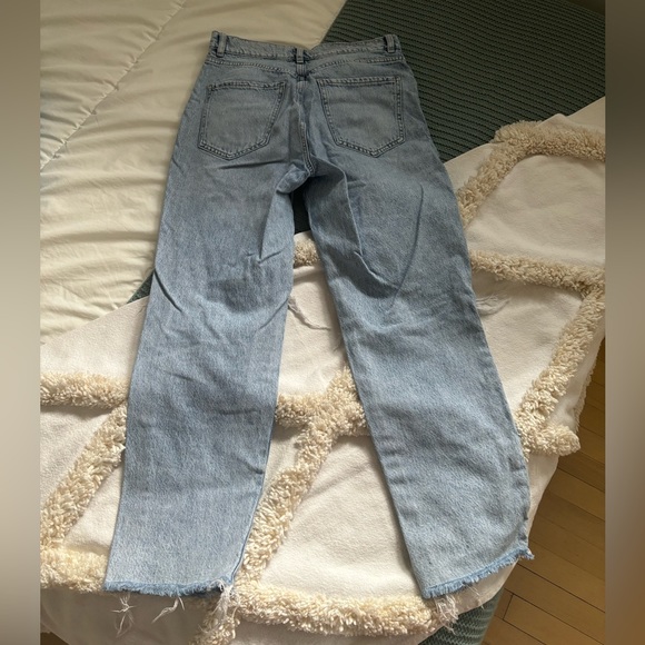 Light Blue Jeans - Picture 3 of 5